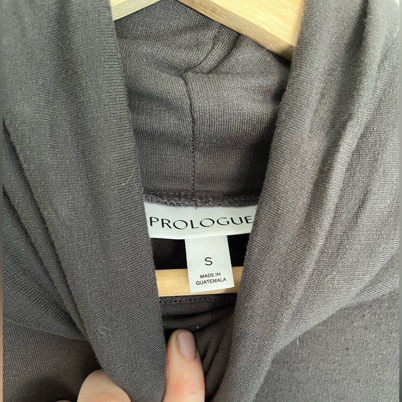 Target mini cowl neck cozy dress with pockets, size SMALL. - Picture 3 of 3